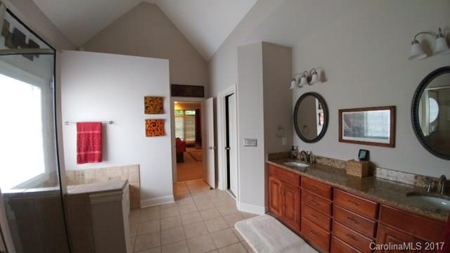 Country Club Hills - Residential