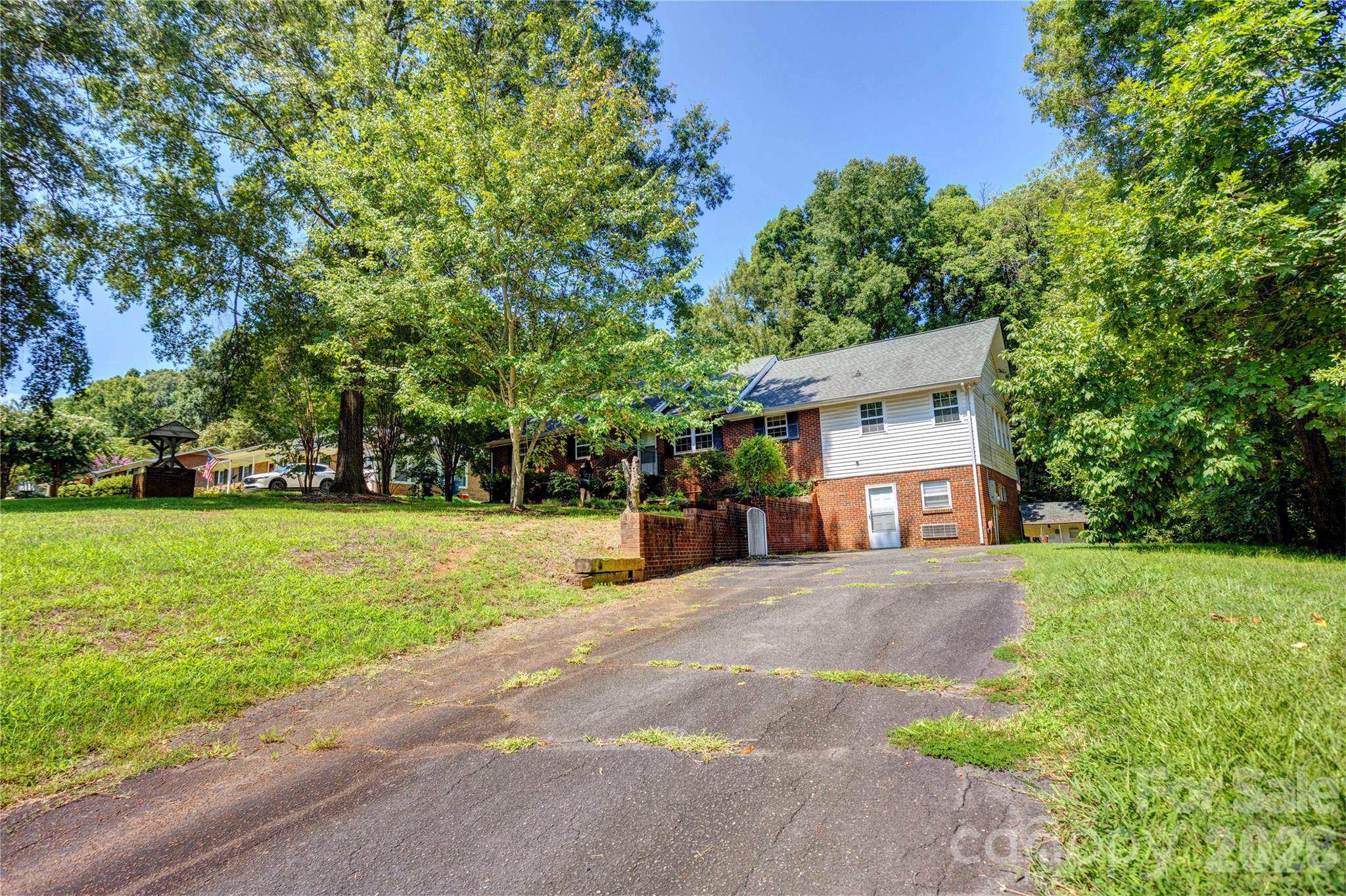 6733 Burkandt Road