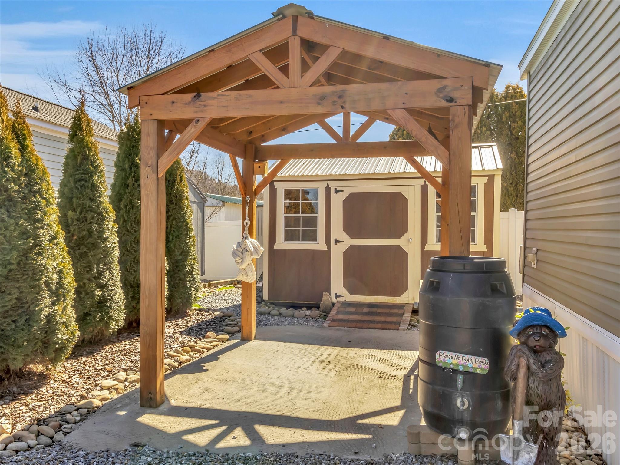 Dogwood Lakes - Residential