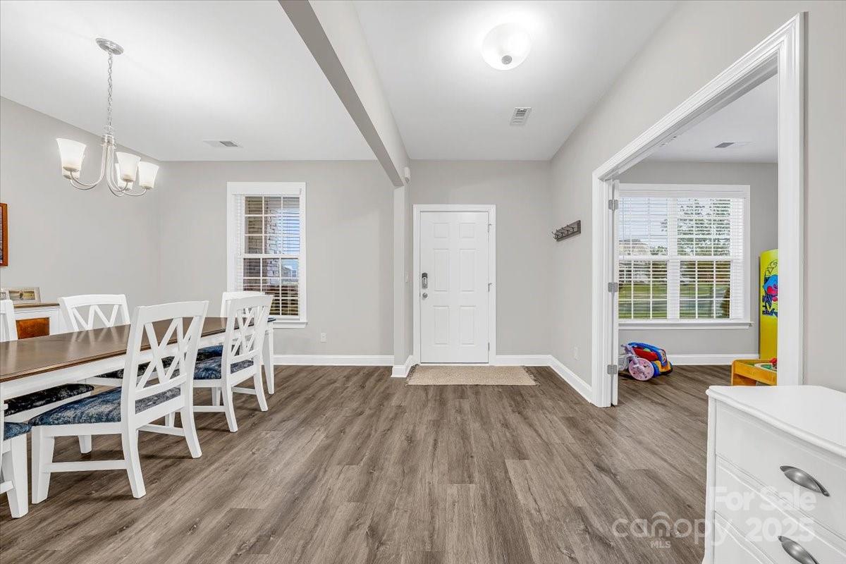 172 Caversham Drive