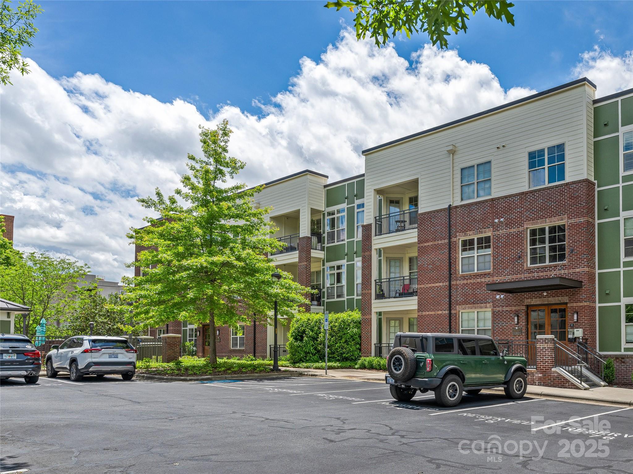 Biltmore Park Town Square - Residential