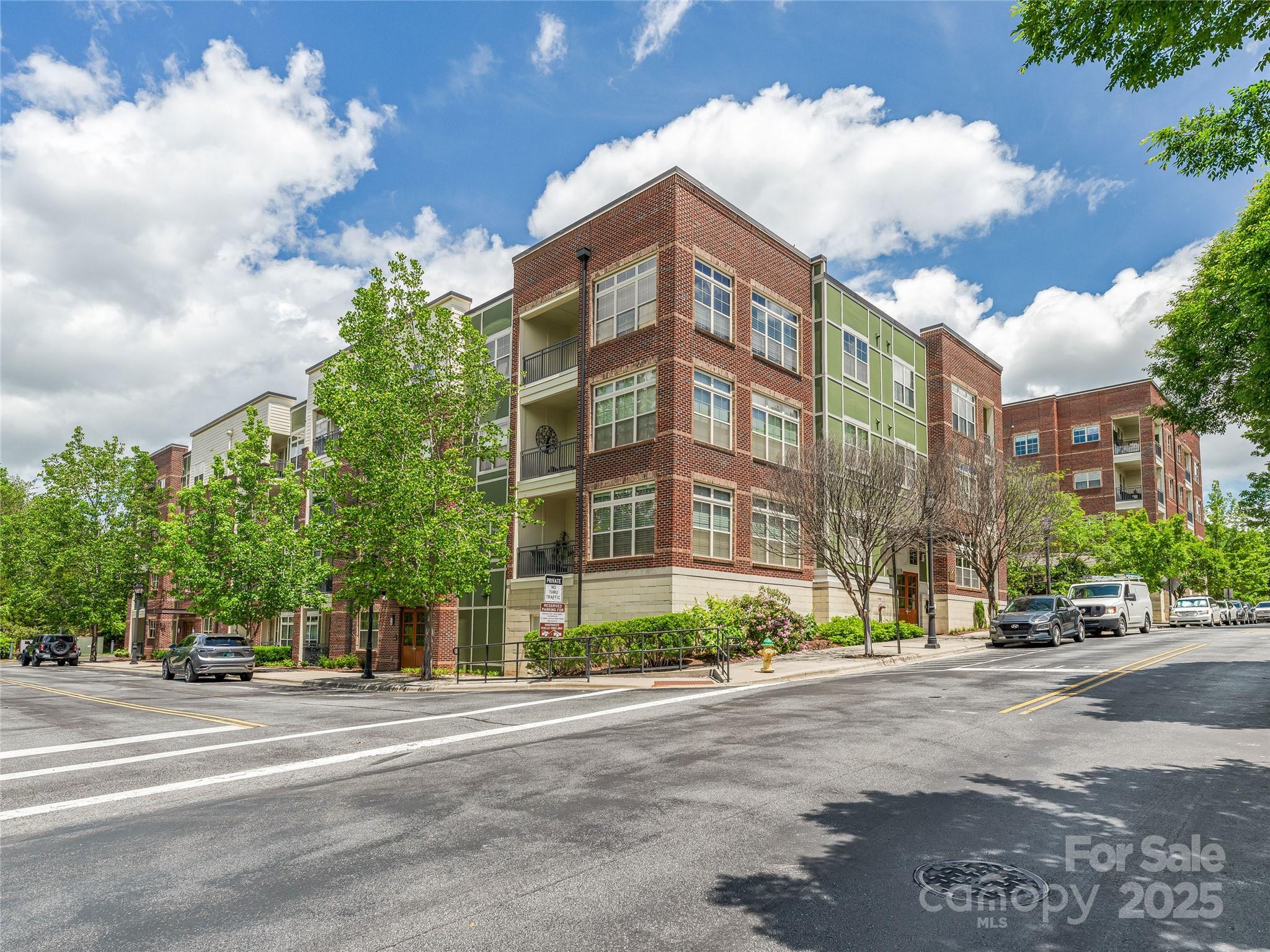 Biltmore Park Town Square - Residential