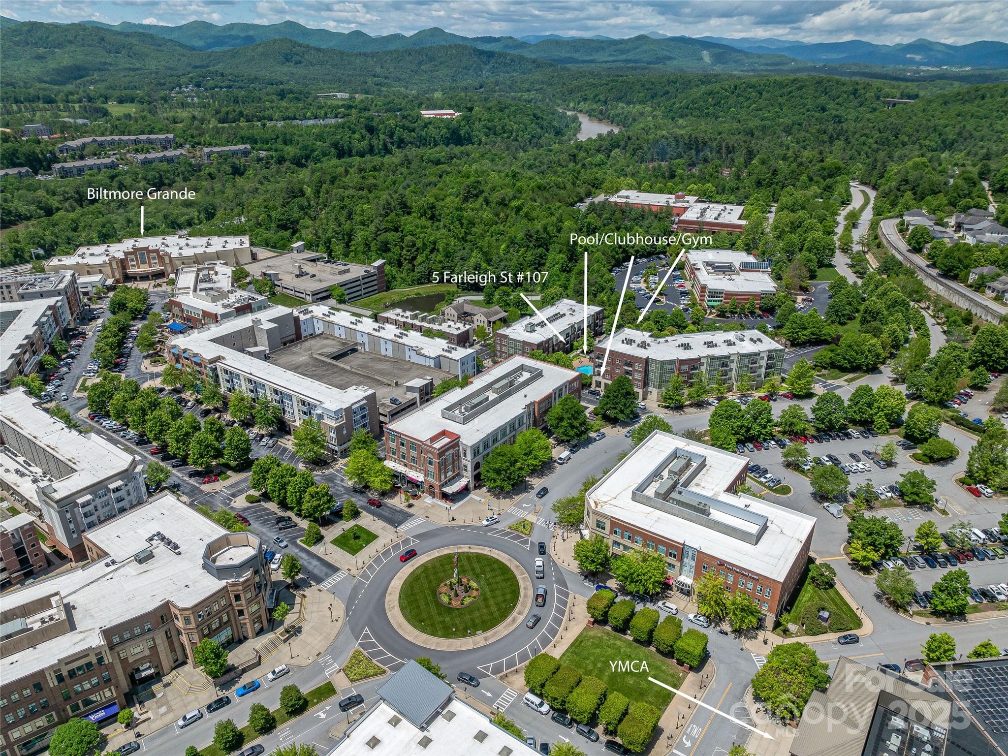 Biltmore Park Town Square - Residential
