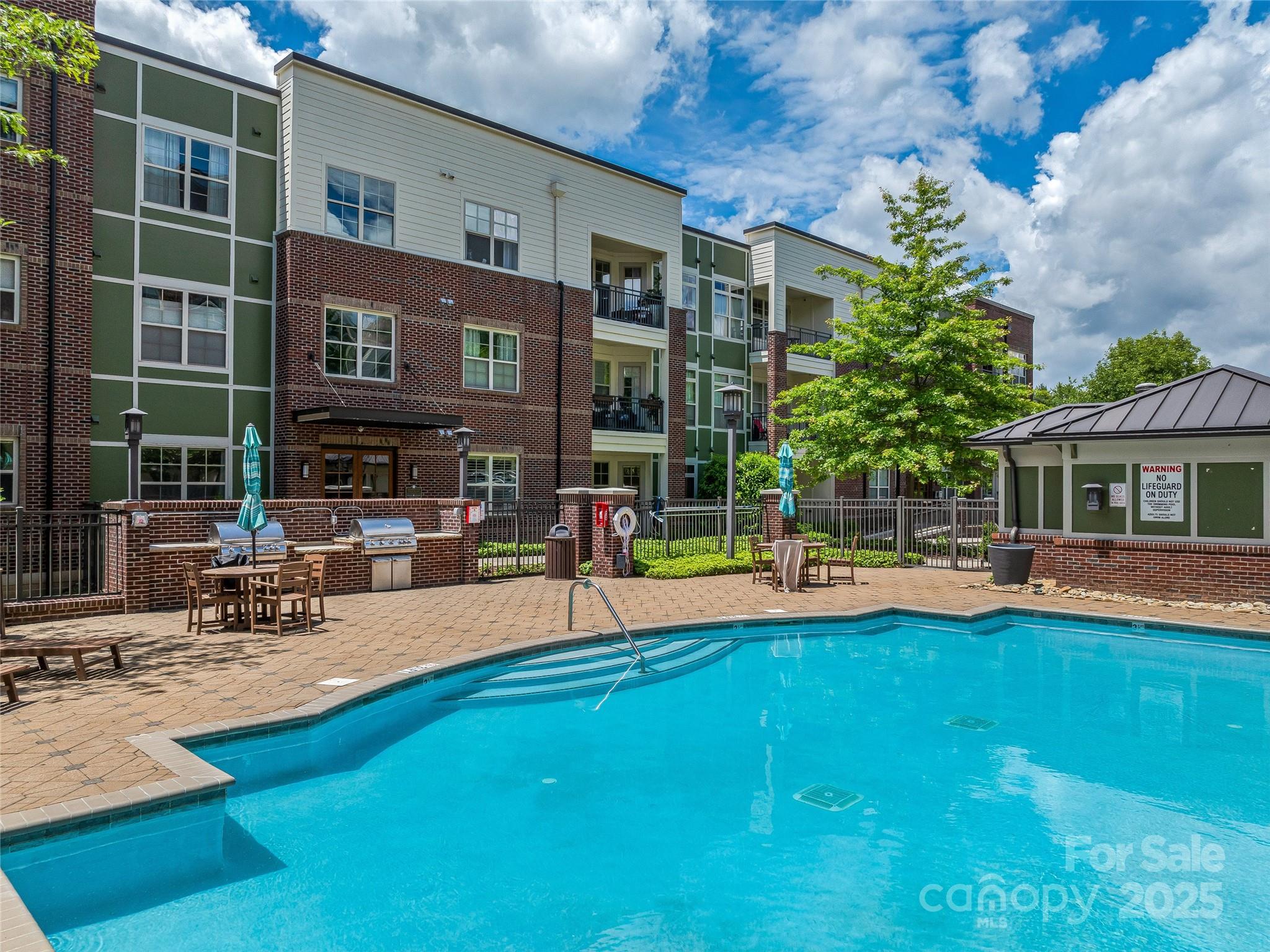 Biltmore Park Town Square - Residential
