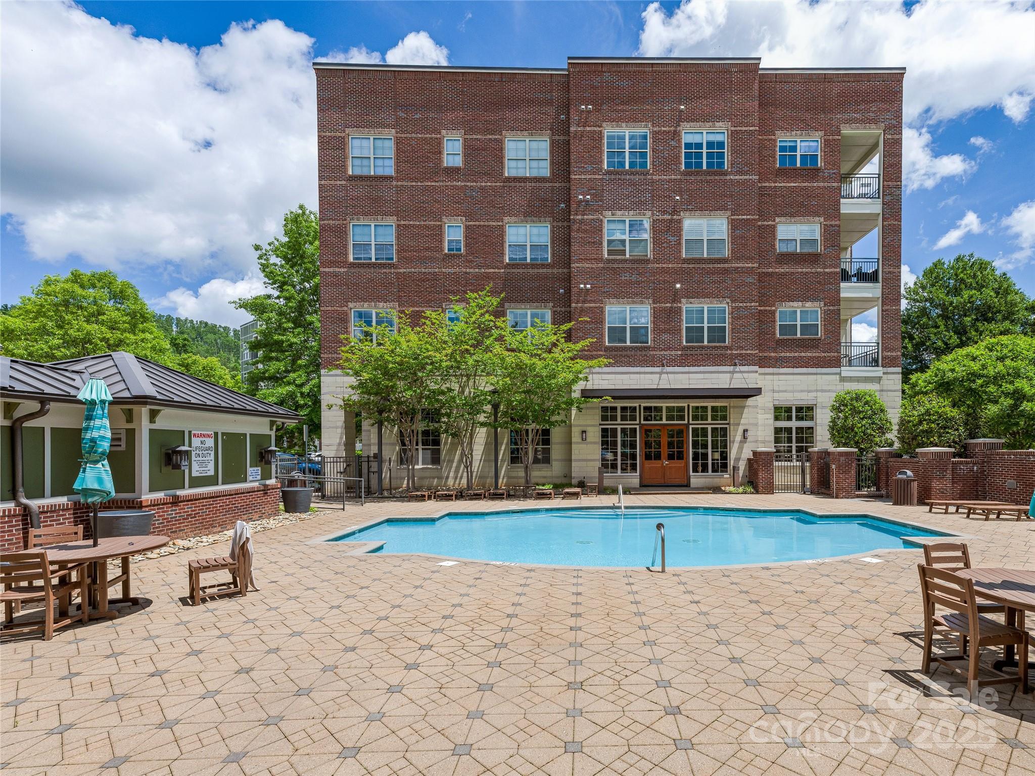 Biltmore Park Town Square - Residential