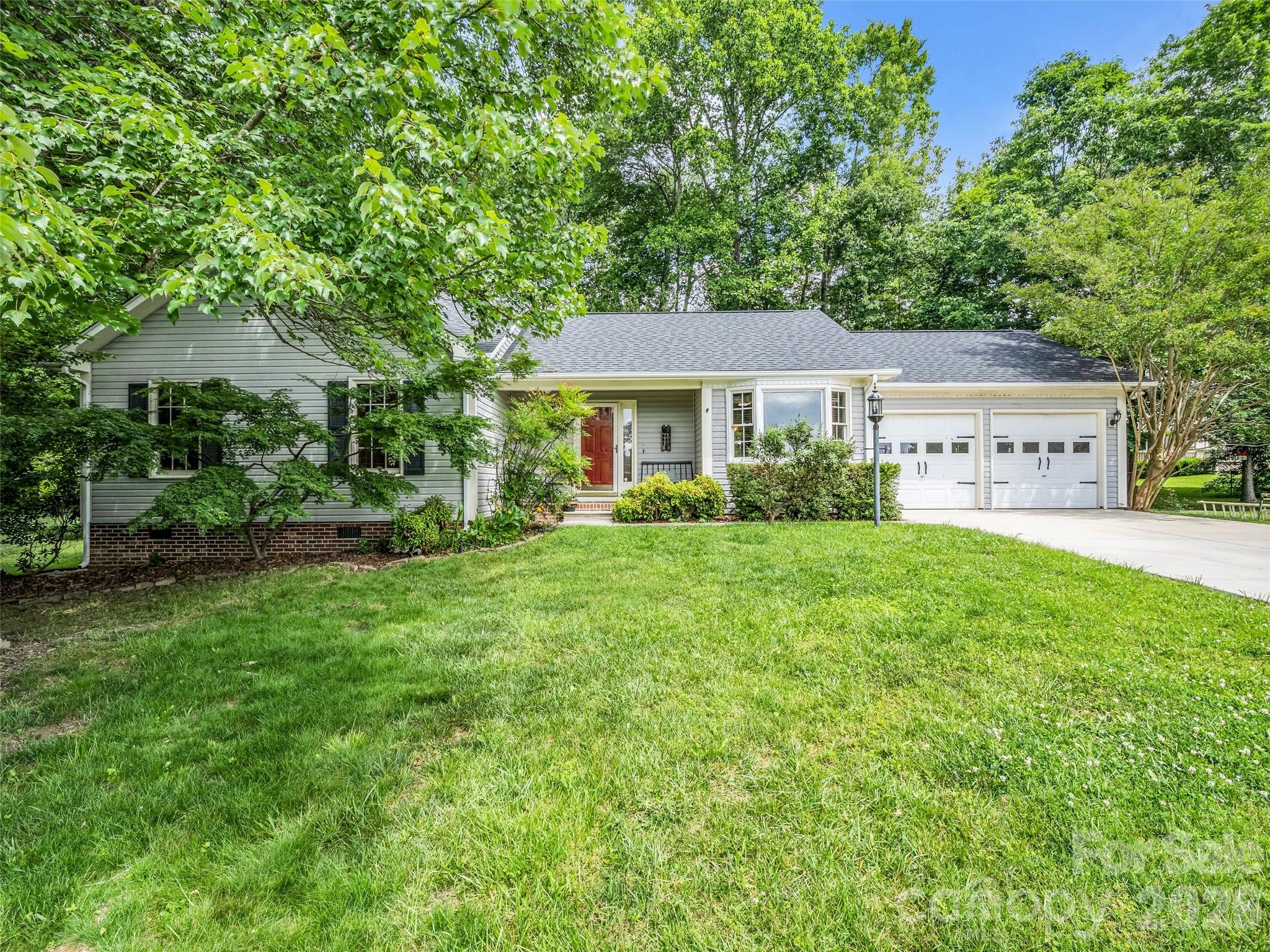 606 Woodberry Court