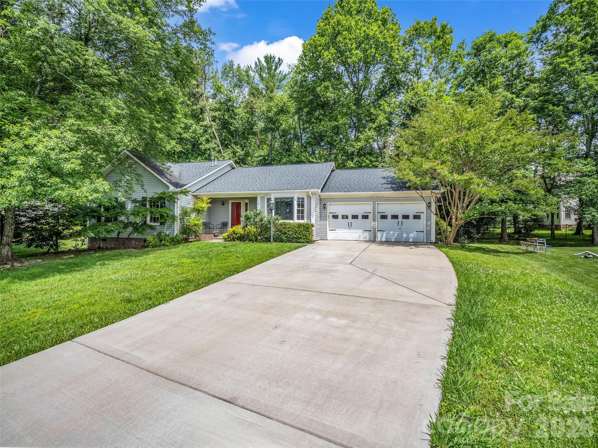 606 Woodberry Court