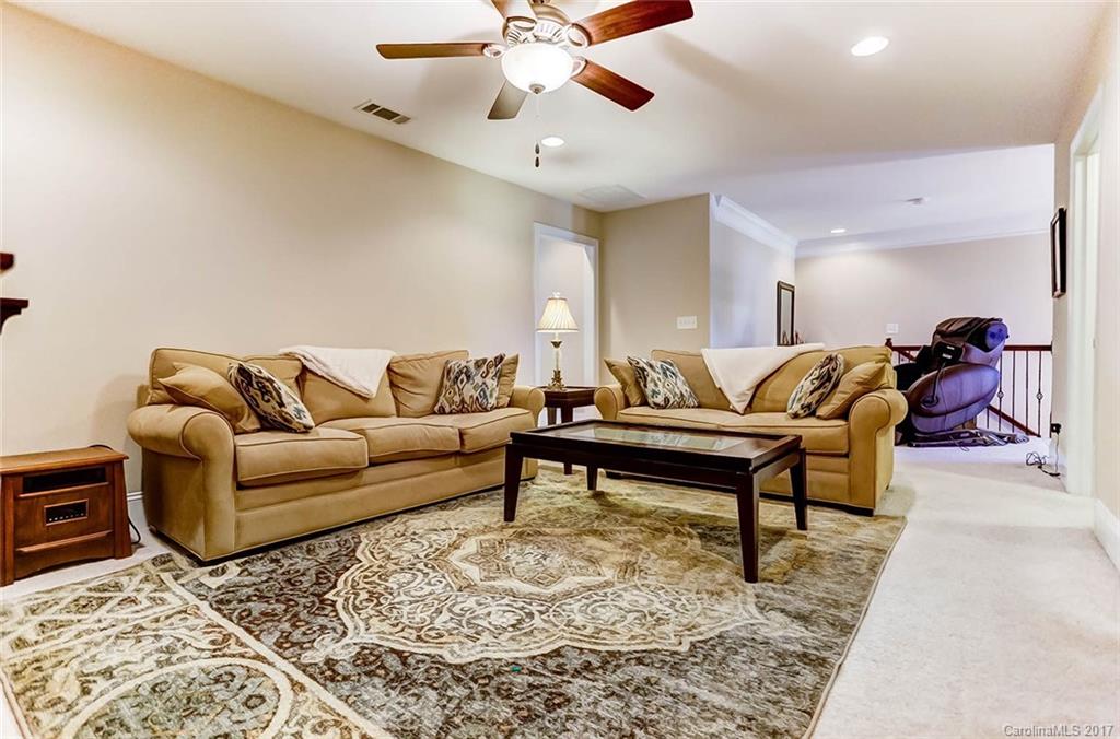 Beacon Knoll - Residential