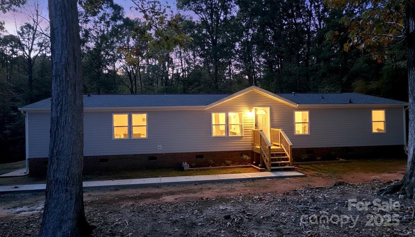 5050 Park Creek Drive