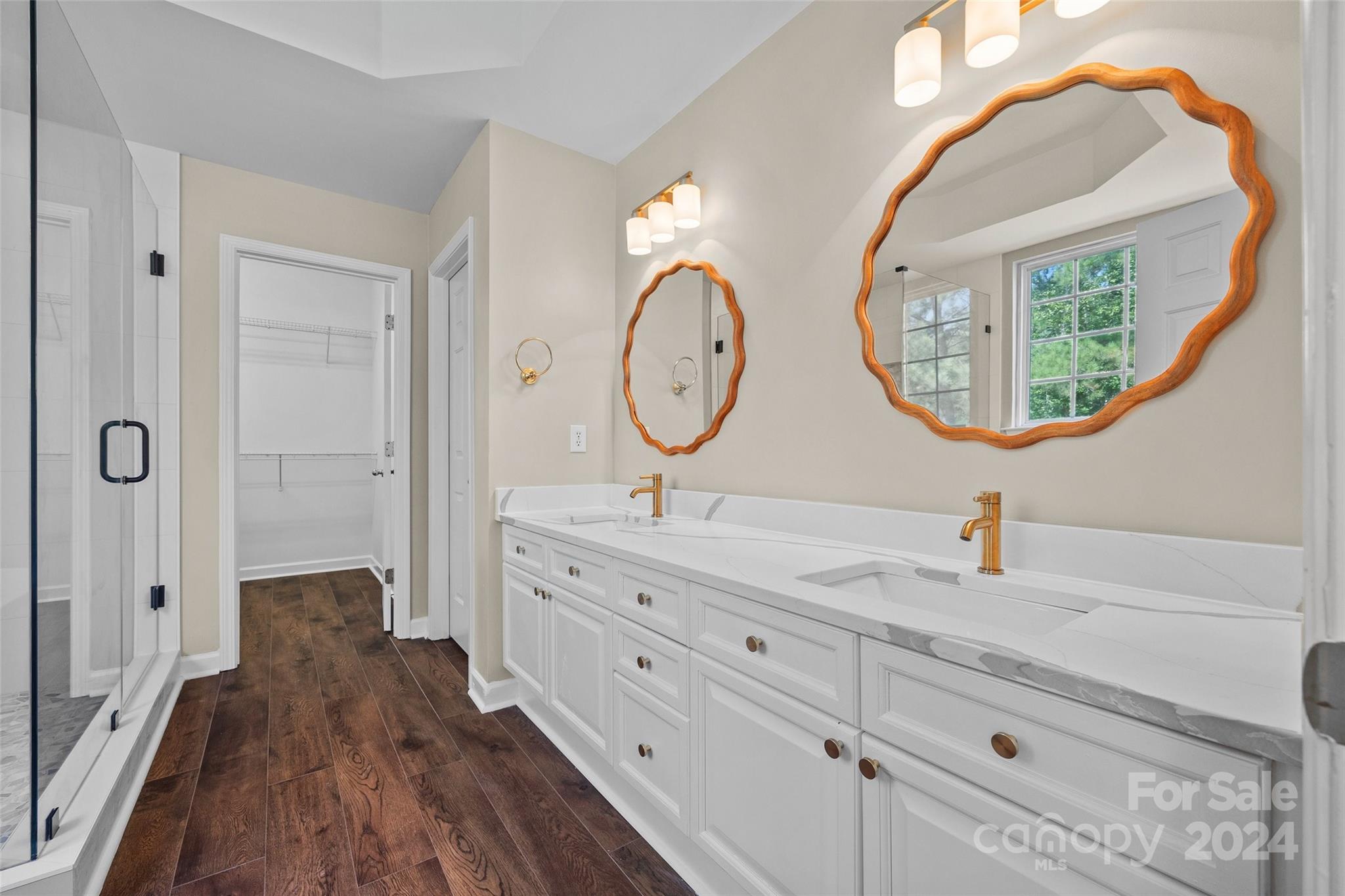 Lynnwood Farms - Residential