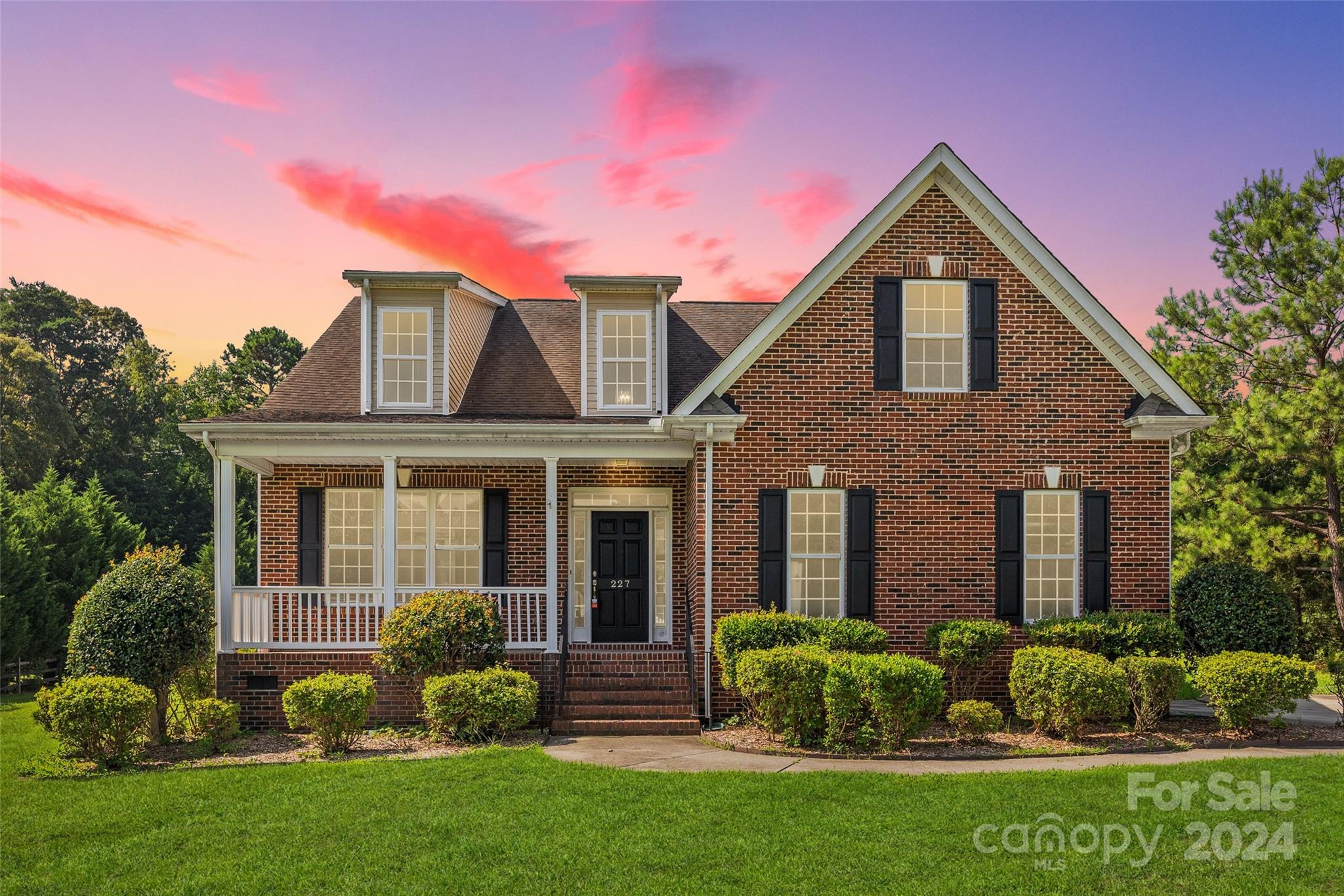 Lynnwood Farms - Residential