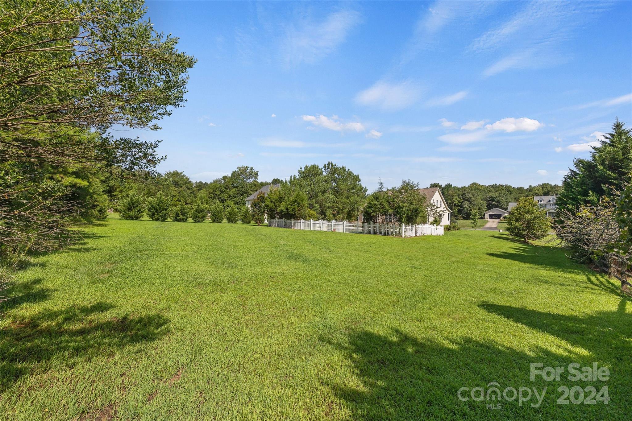 Lynnwood Farms - Residential