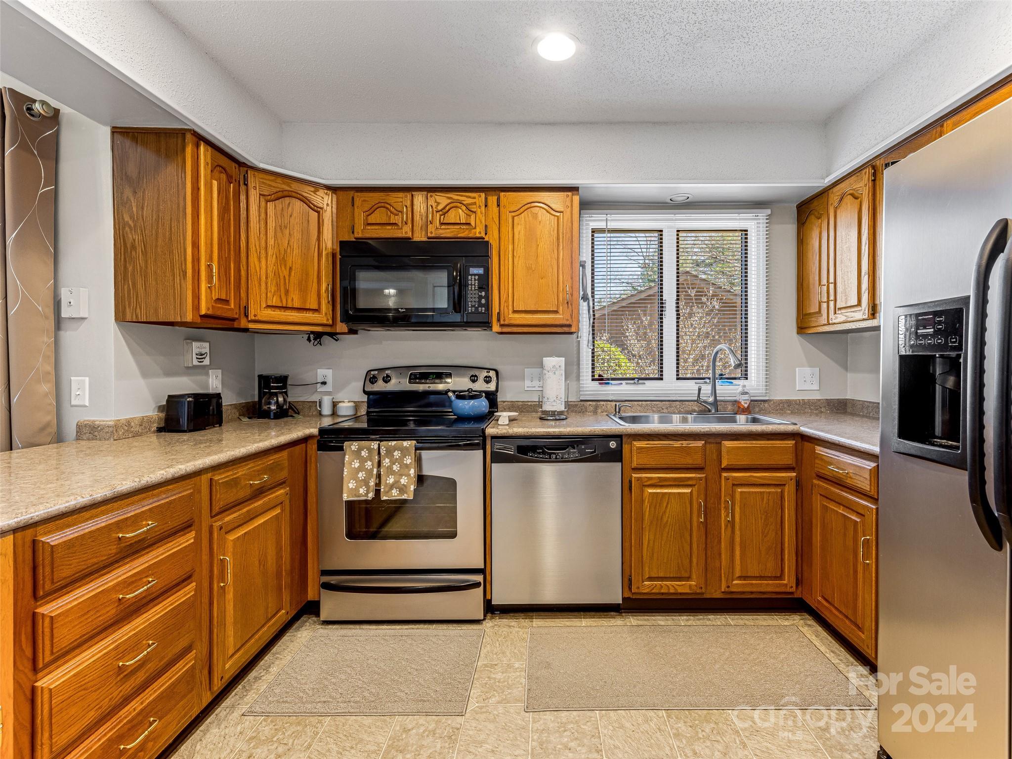 The Oaks - Residential