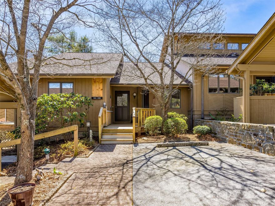 Welcome to 1102 Red Oak Drive, nestled in the charming community of The Oaks in Hendersonville! This meticulously maintained home offers a perfect blend of comfort, convenience, and tranquility.  Featuring 3 bedrooms, 2 full baths, and a den, this residence provides ample space for relaxation and entertainment. The kitchen adds a touch of elegance to the home, making meal preparation a joy.  Step outside onto the rear deck and enjoy a peaceful, private setting surrounded by nature. On the front deck, soak in the breathtaking long-range views, creating the perfect spot for morning coffee or evening gatherings with friends and family.  The Oaks community offers an array of amenities for residents to enjoy, including tennis courts, an indoor pool, a meeting room, and a practice green for golf enthusiasts to sharpen their skills.  Conveniently located in Hendersonville, you'll have easy access to shopping, dining, outdoor recreation, and all the attractions of Western North Carolina.