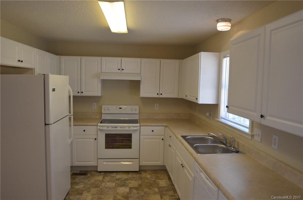 Raccoon Hollow - Residential Lease