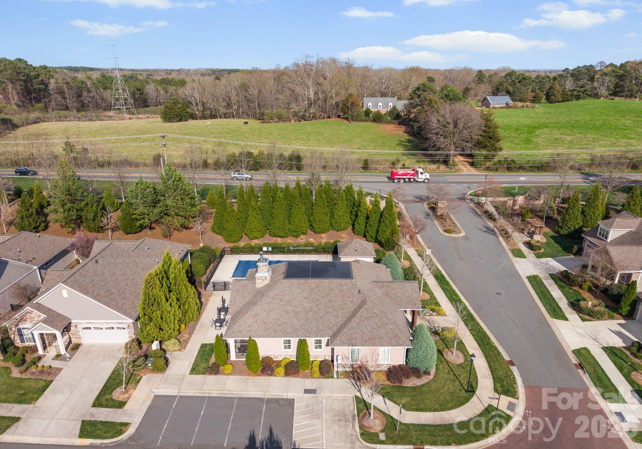 The Courtyards of Marvin - Residential