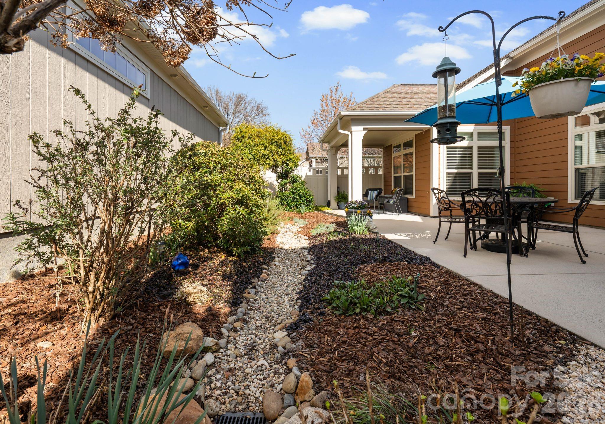 The Courtyards of Marvin - Residential