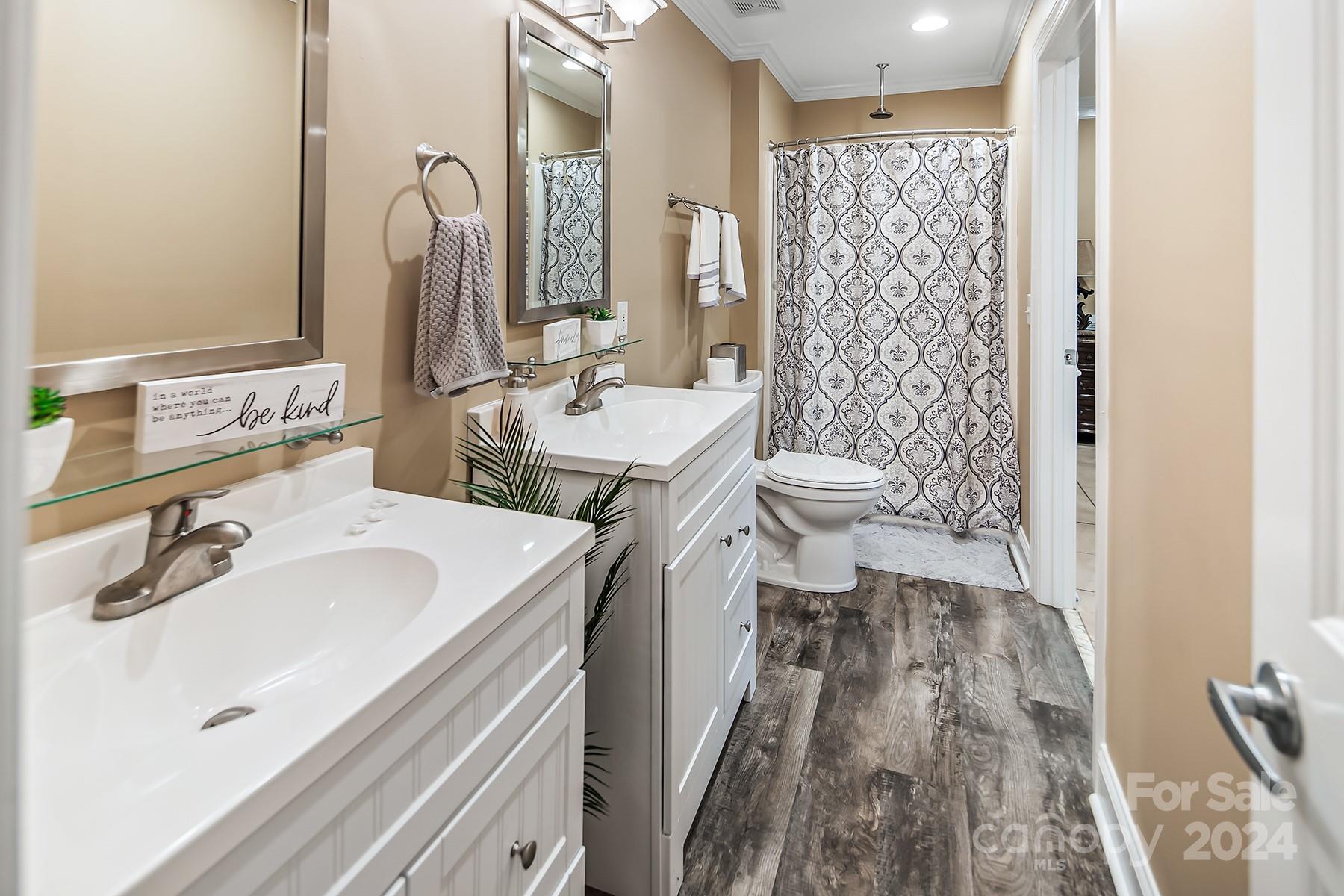 Windemere Pointe - Residential