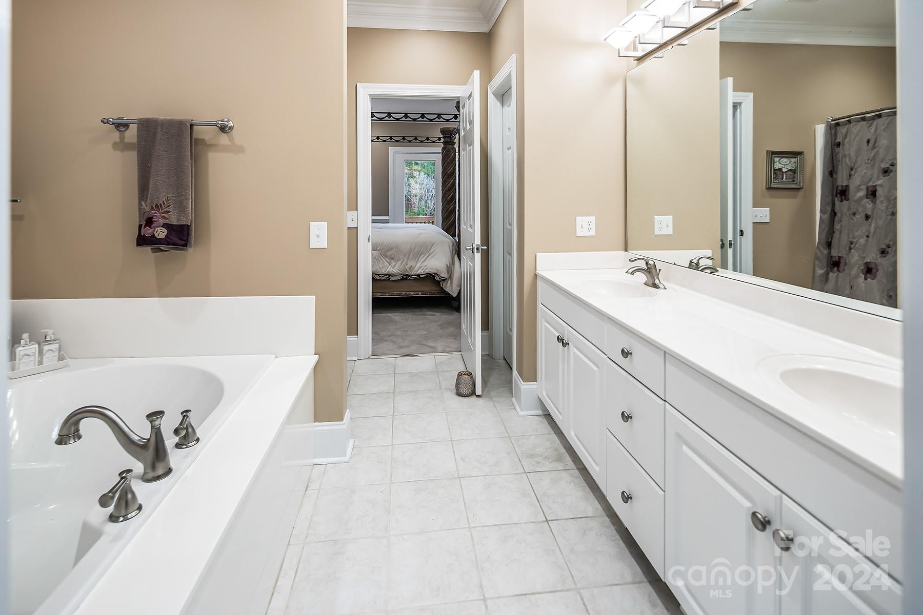 Windemere Pointe - Residential