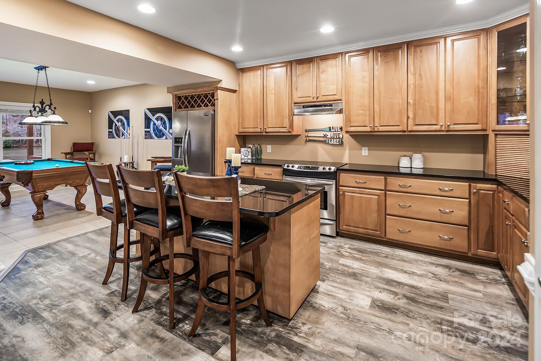 Windemere Pointe - Residential