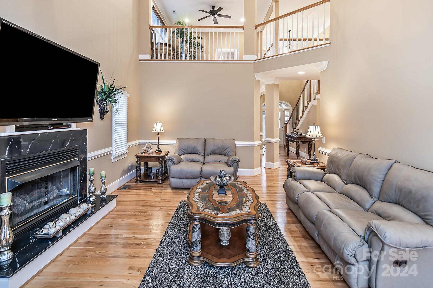 Windemere Pointe - Residential