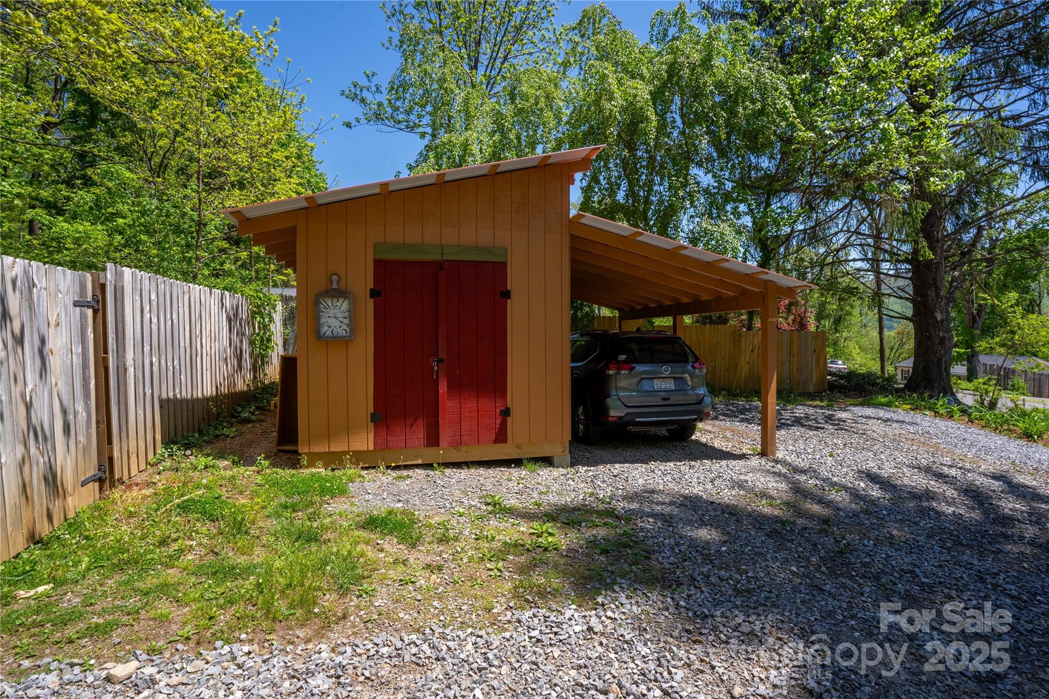 100 Park Ridge Avenue