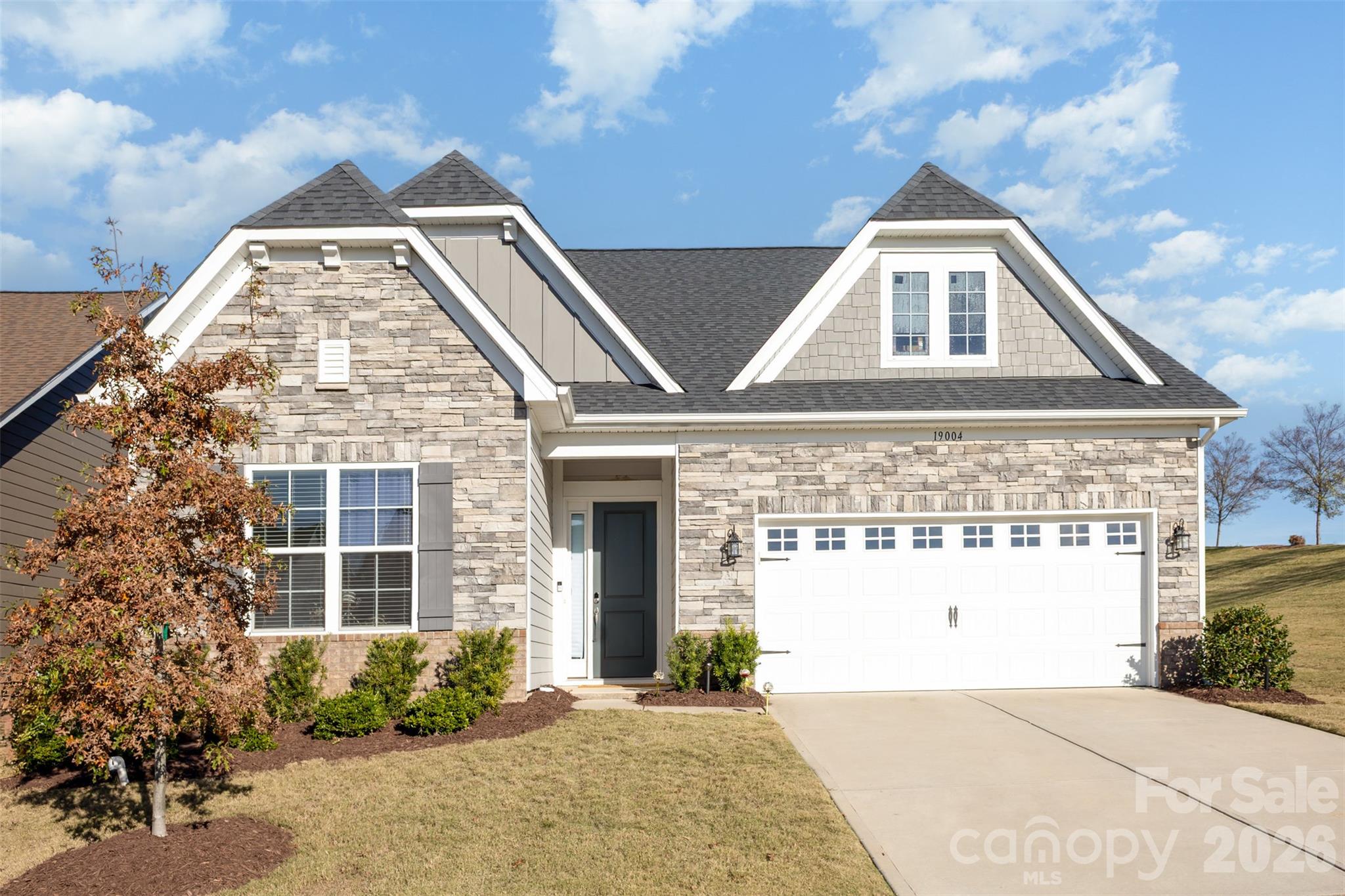 19004 Dry Narrows Way