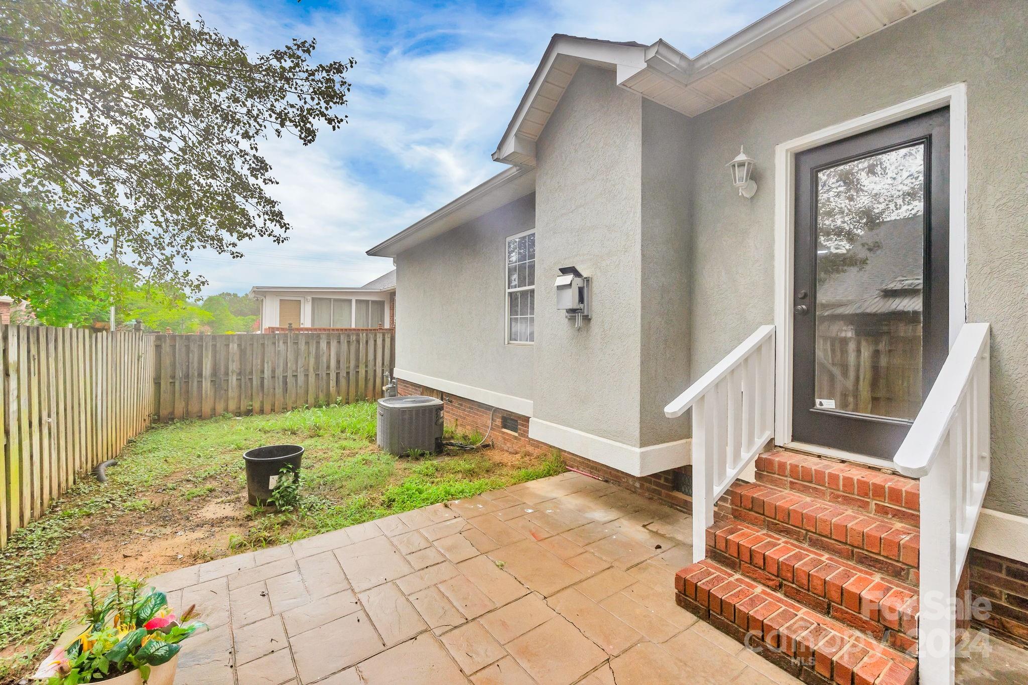 Polo Commons - Residential