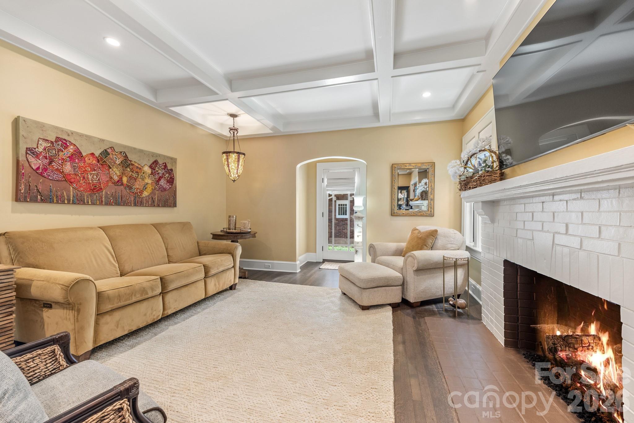 Elizabeth - Residential