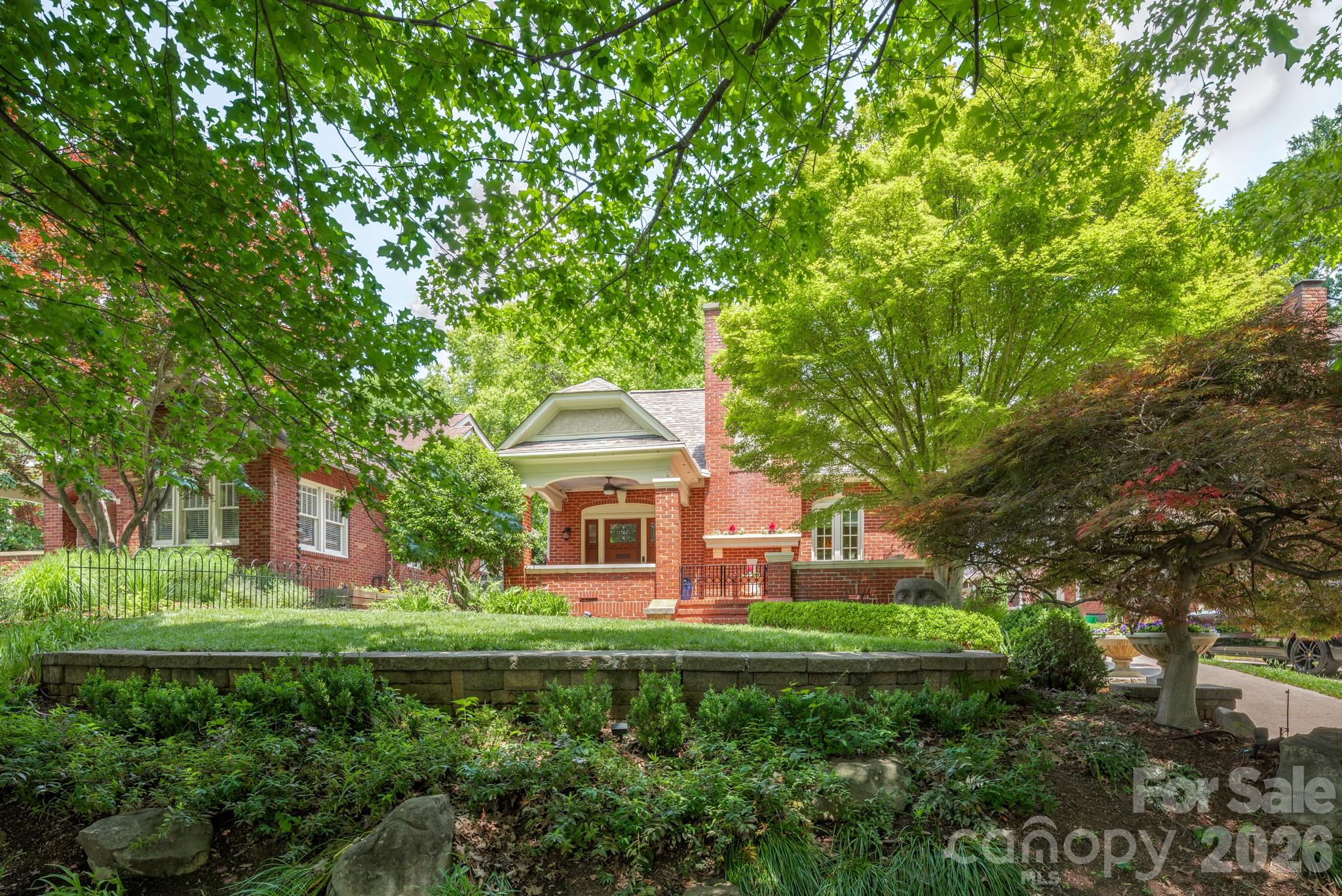 Elizabeth - Residential