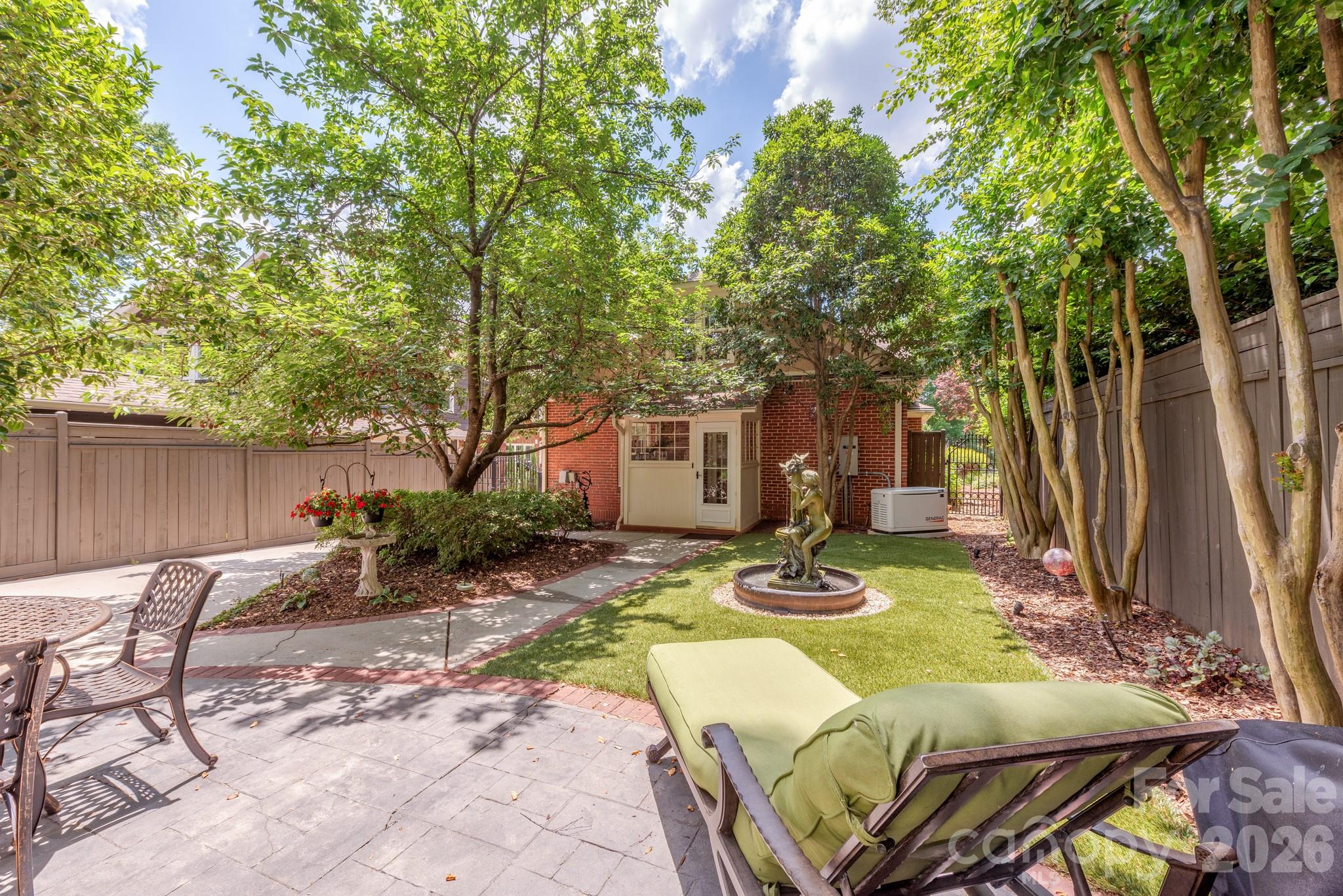 Elizabeth - Residential