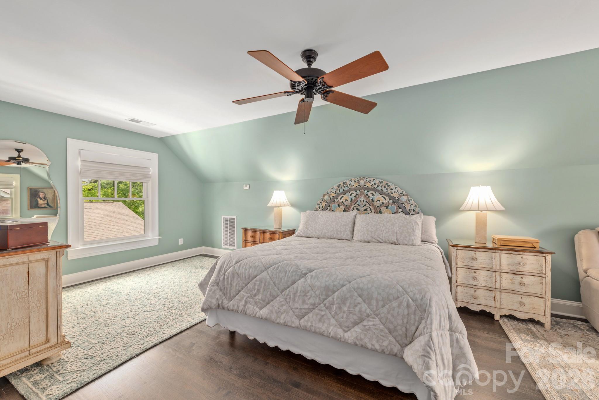 Elizabeth - Residential