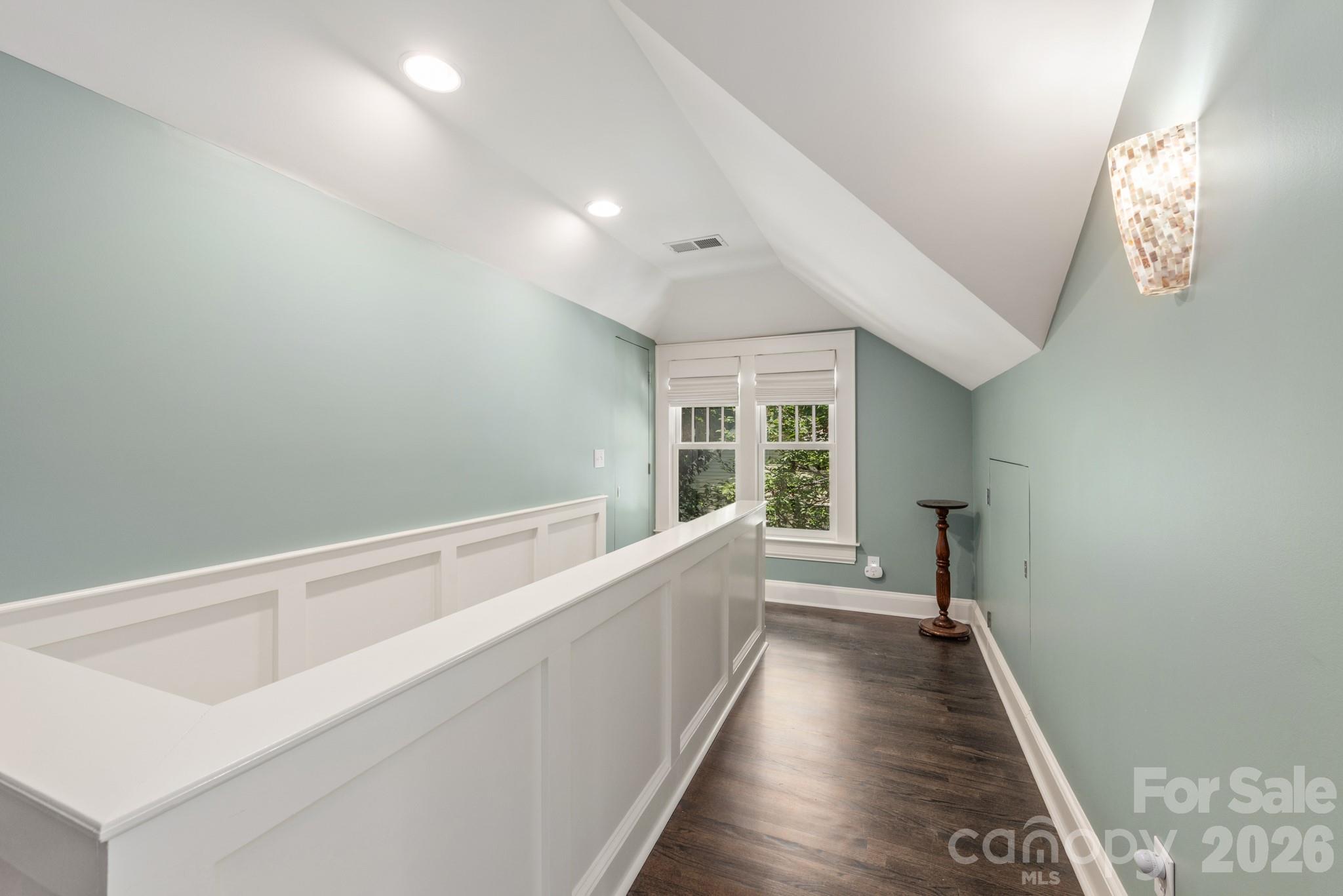 Elizabeth - Residential