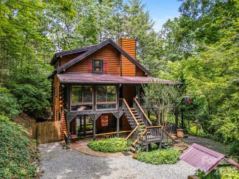 Photo of 696 Top Of The Mountain Road, Hendersonville, NC 28739 (MLS # 4410002)