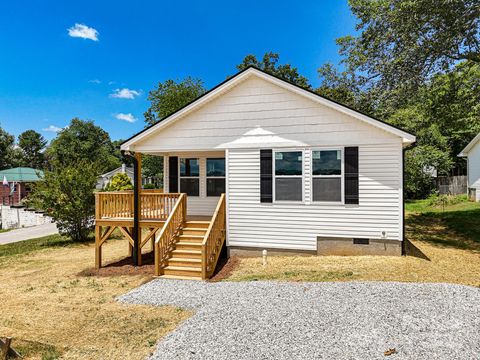 A home in Hendersonville