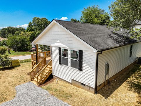 A home in Hendersonville