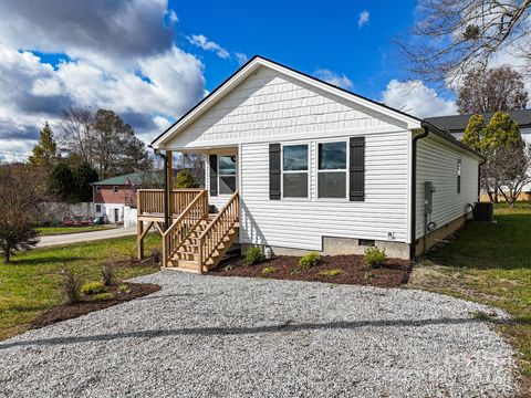 A home in Hendersonville