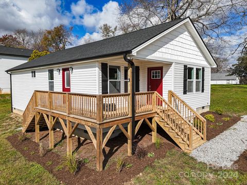 A home in Hendersonville