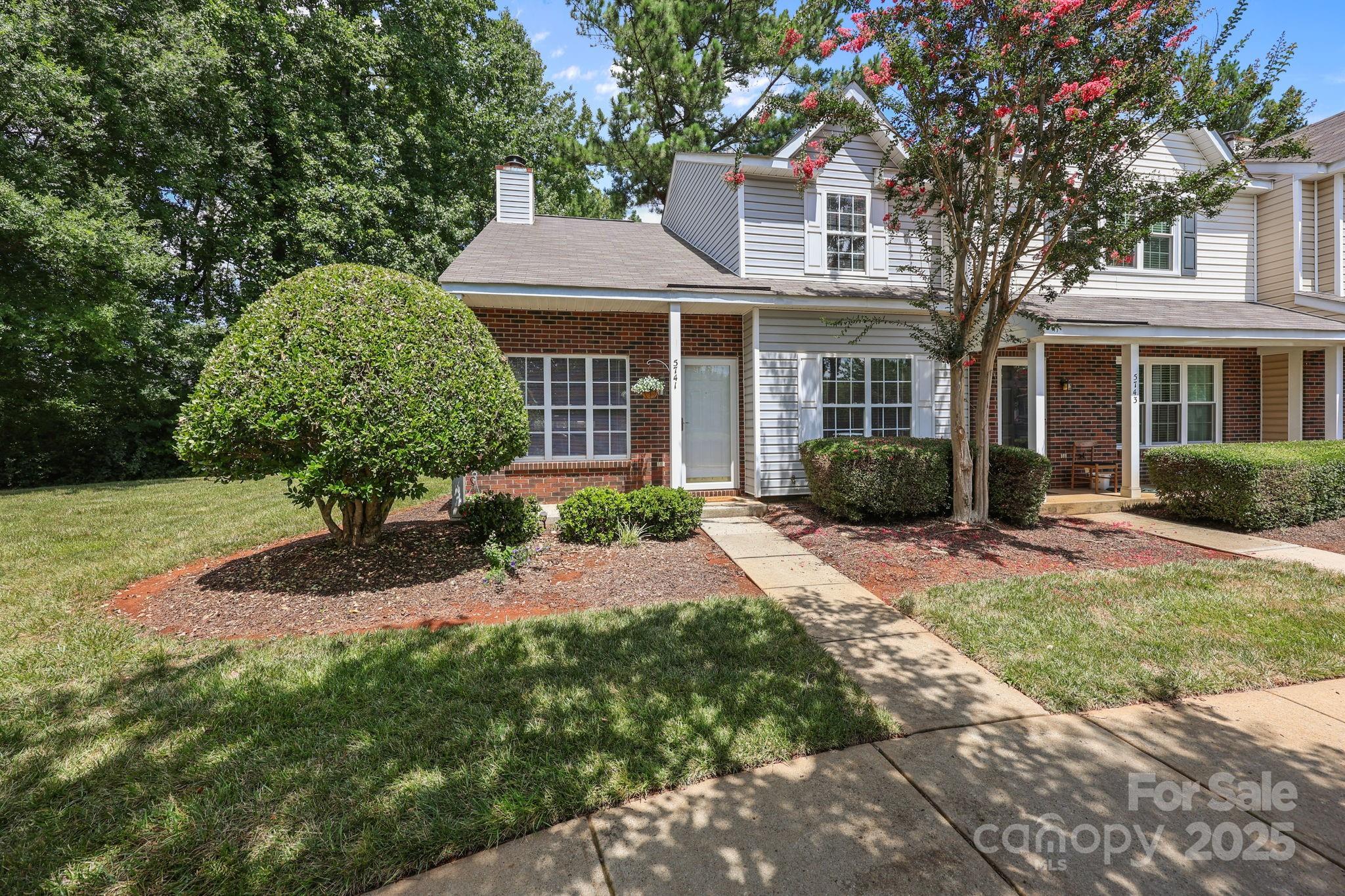 5741 Cougar Lane