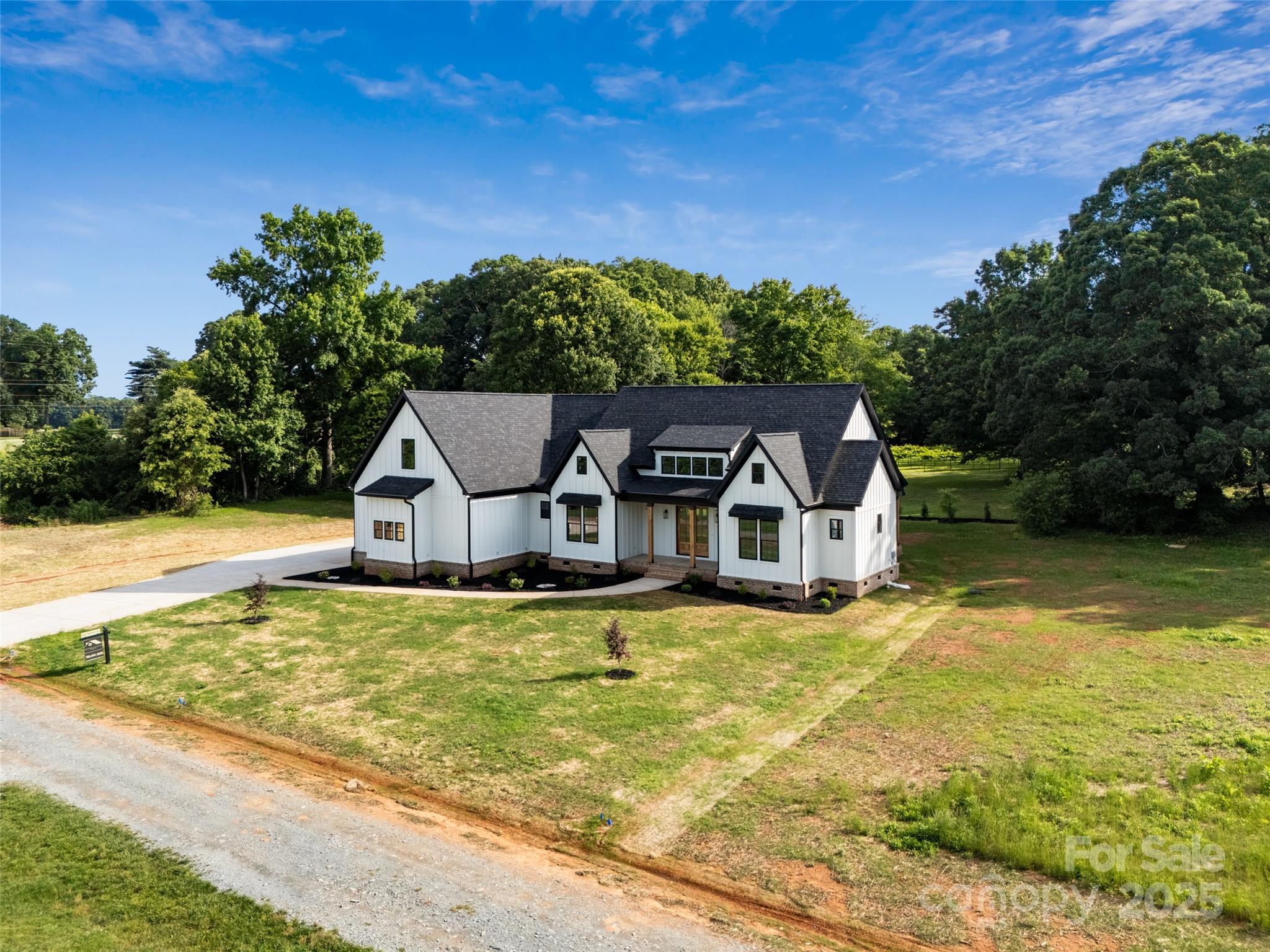 5015 Lancaster Highway