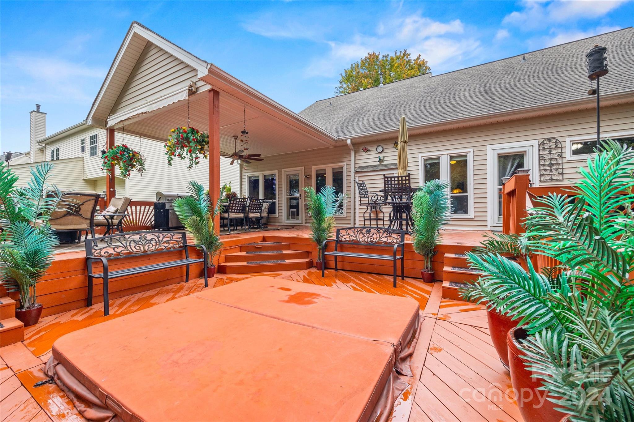 Sunset Point - Residential