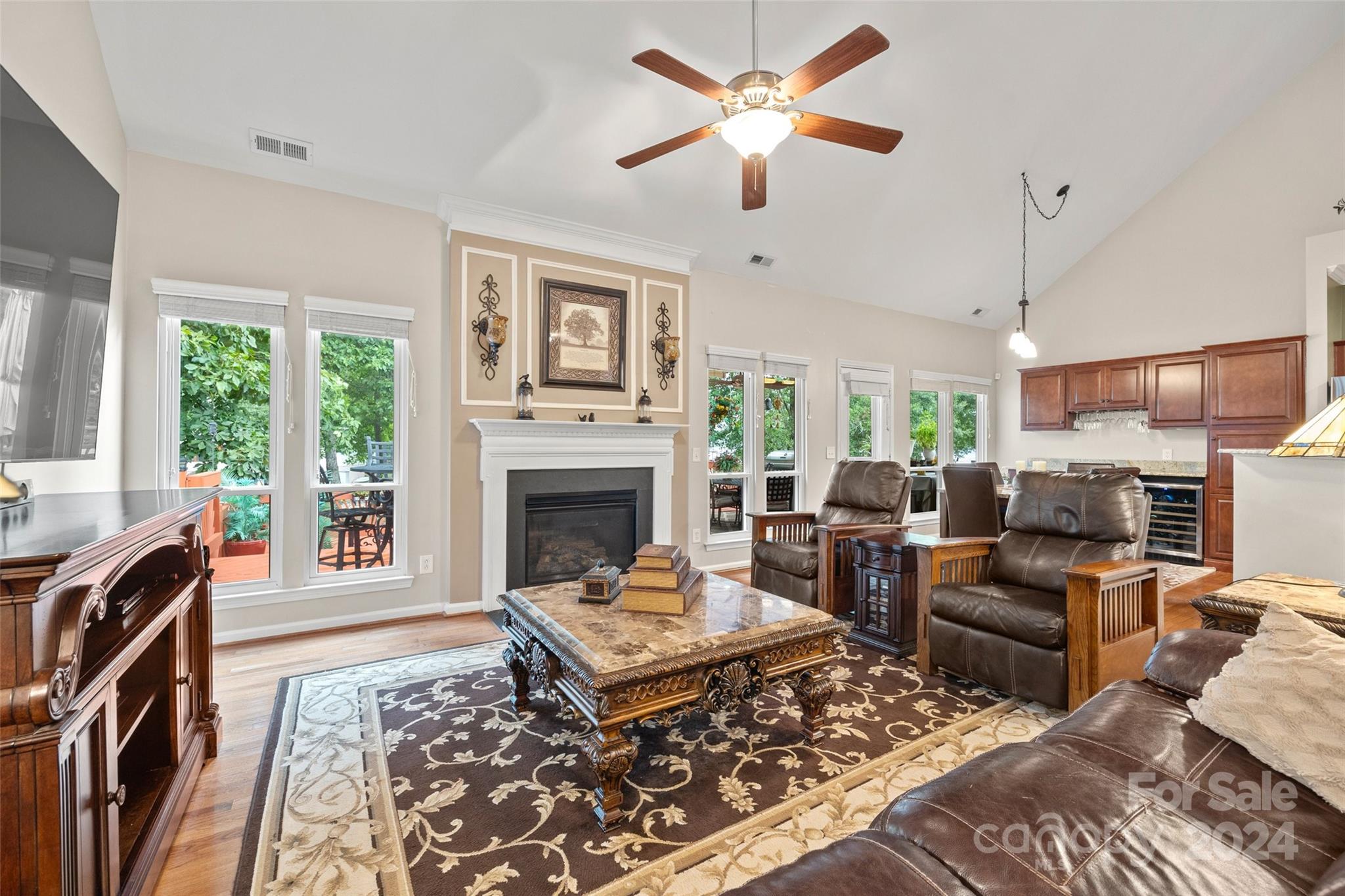 Sunset Point - Residential