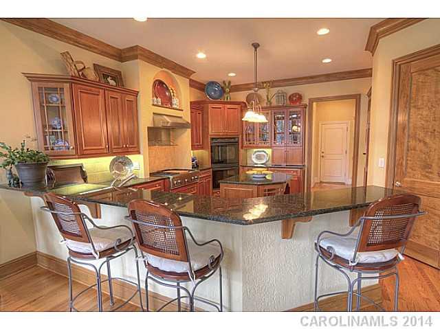 The Peninsula - Residential