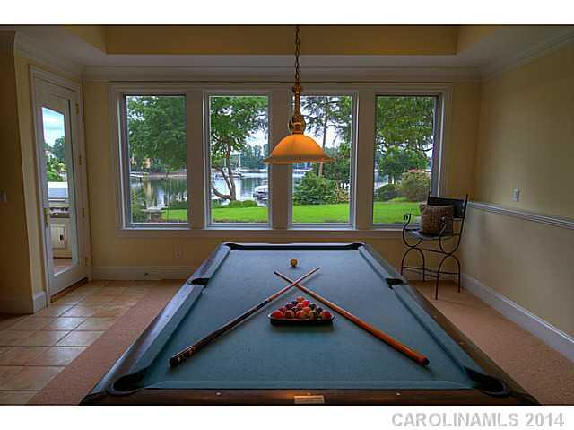 The Peninsula - Residential