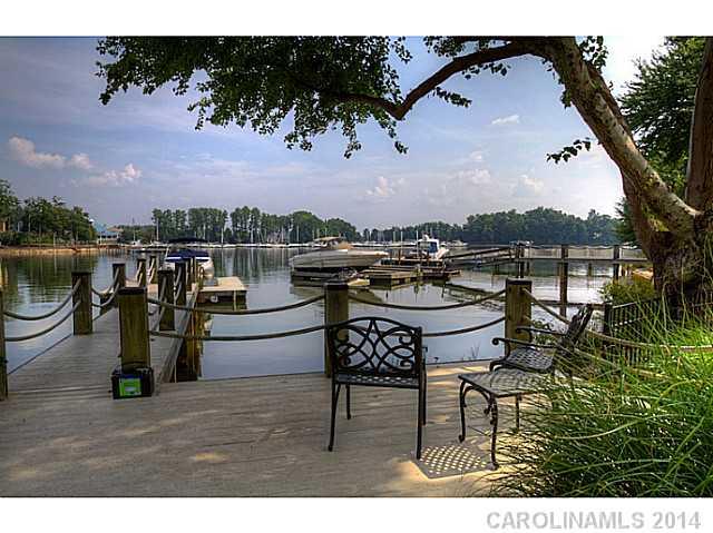 The Peninsula - Residential