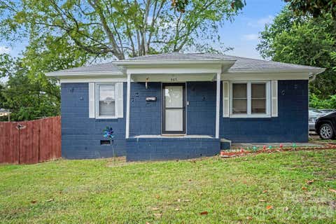 Photo of 405 Killian Avenue, Mount Holly, NC 28120 (MLS # 4414723)