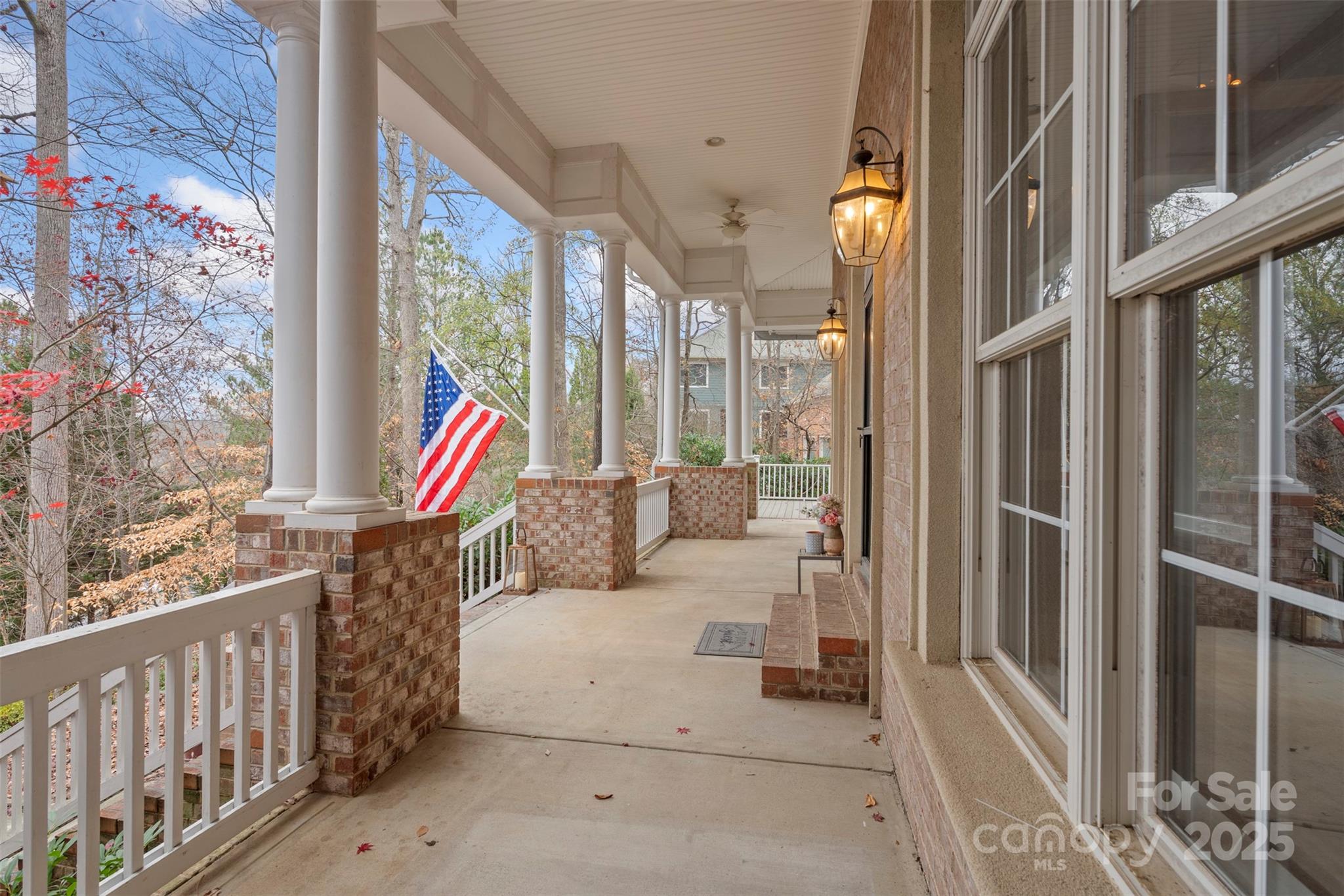 1404 Mt Isle Harbor Drive