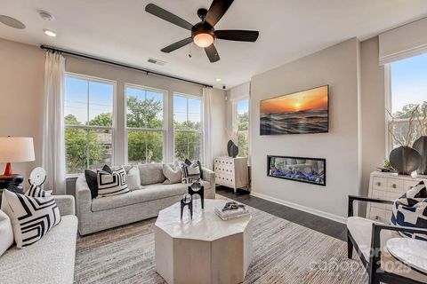 326 Catawba Avenue Davidson NC 28036