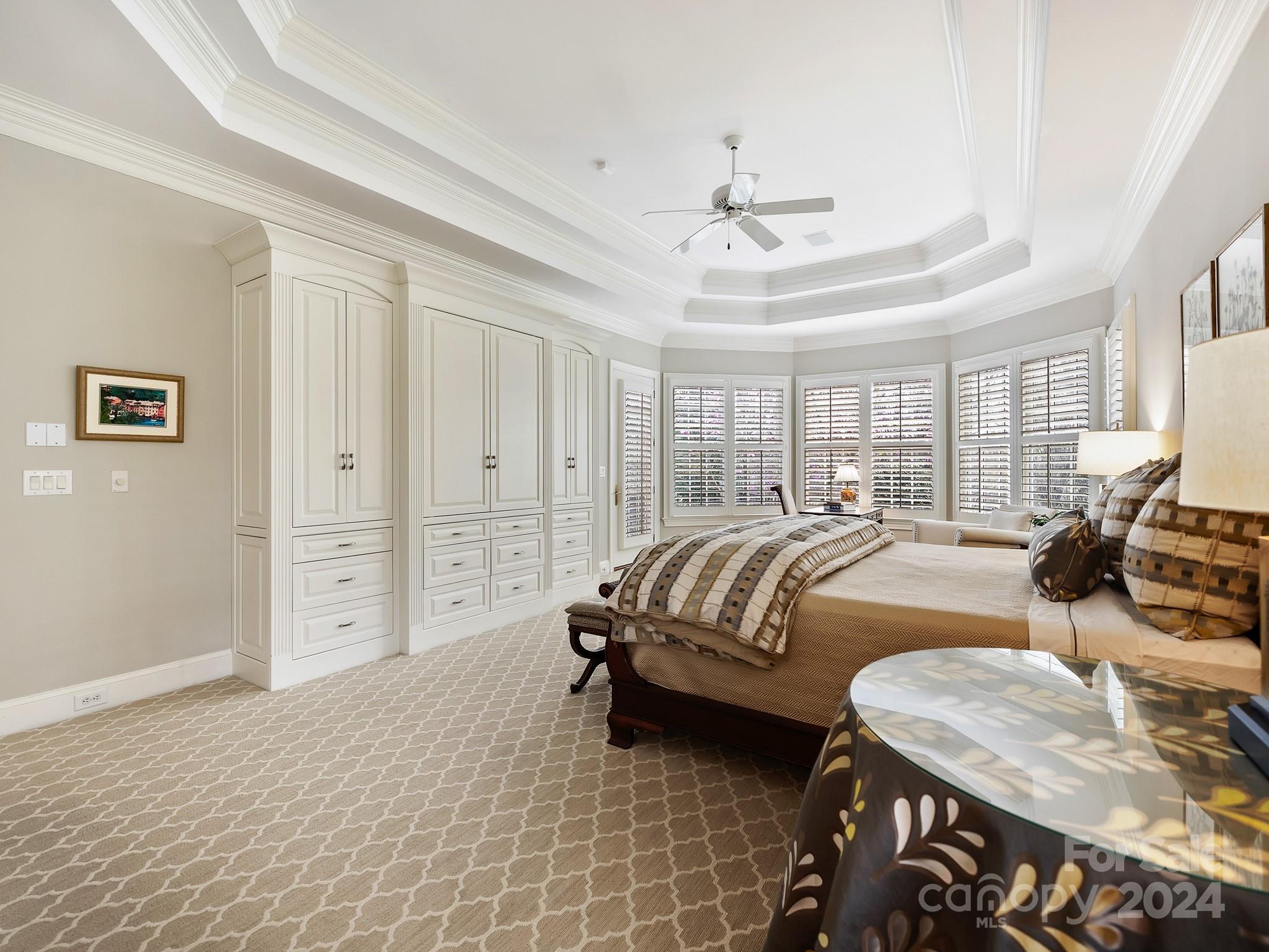 Hampton Manor - Residential