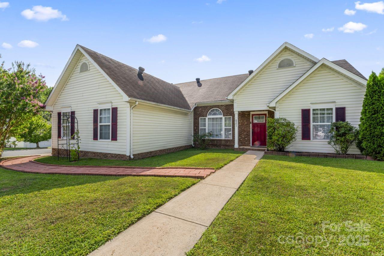 8901 Woodland Park Lane